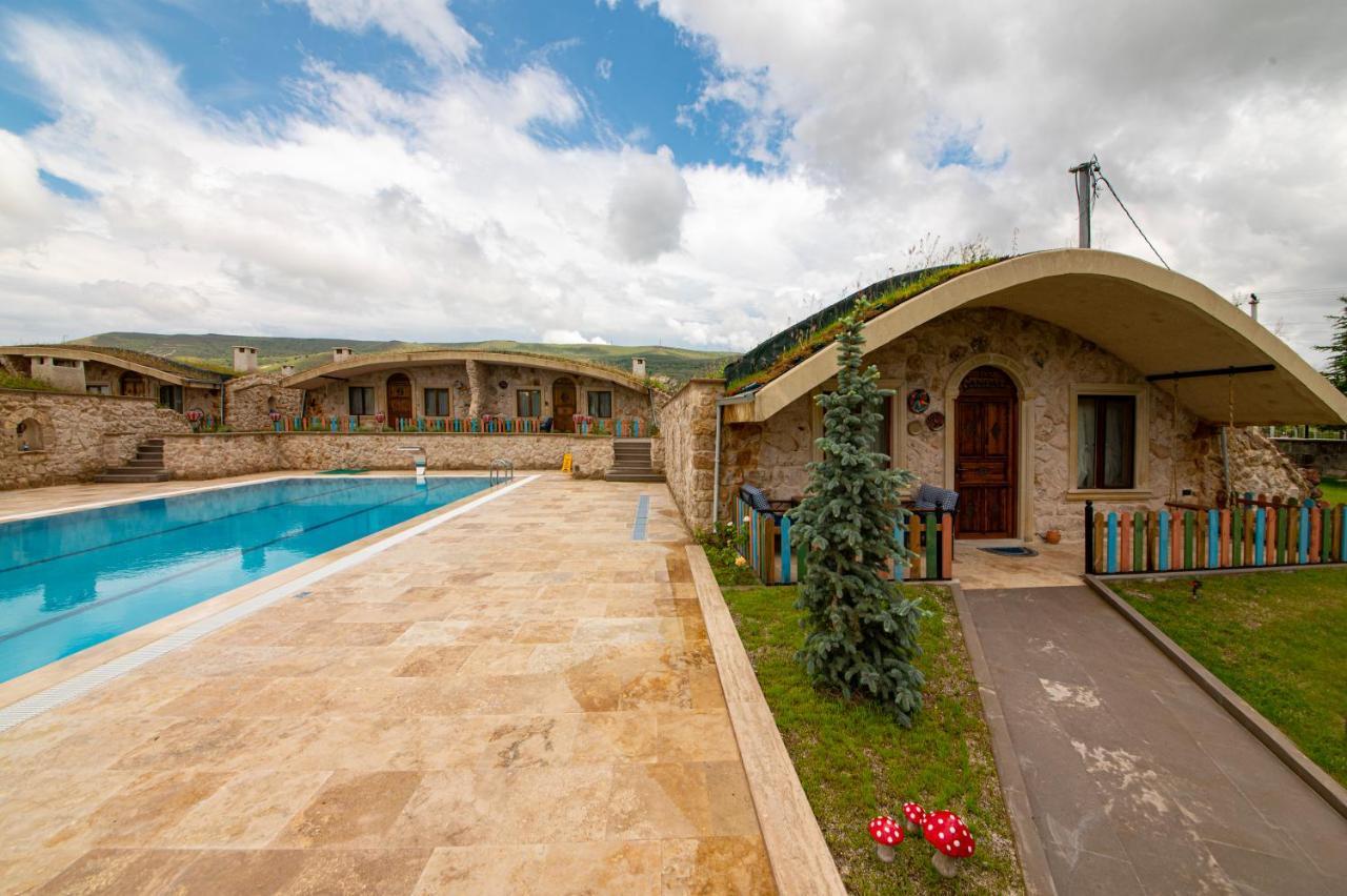 Cappadocia Hobbit House 호텔 네브셰히르 외부 사진